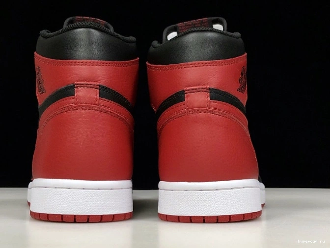 Jordan 1 High 555088-001 OG Banned Retro Air 1031